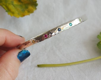 Birthstone bangle, Family Birthstone bangle, Silver Bangle Bracelet, Personalized jewelry, Mother's day Gift, Unique jewelry, Gift for Mom