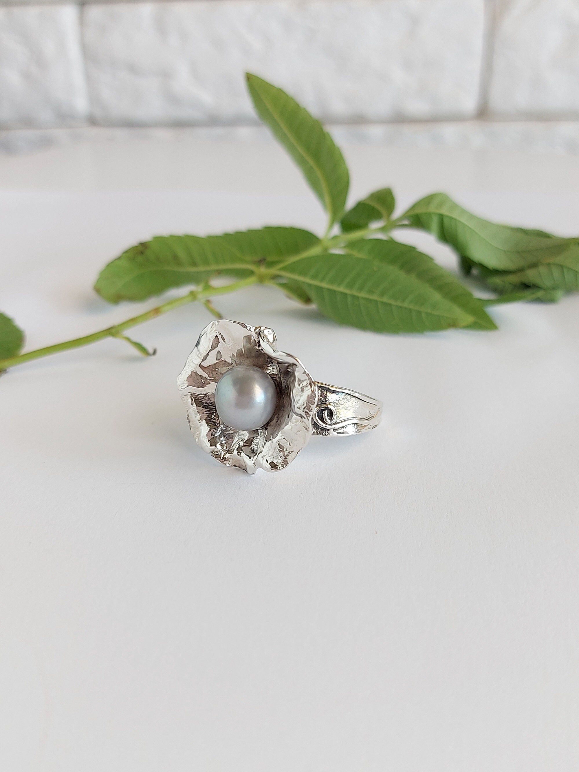 Large statement Pearl ring Gray Pearl silver ring Etsy