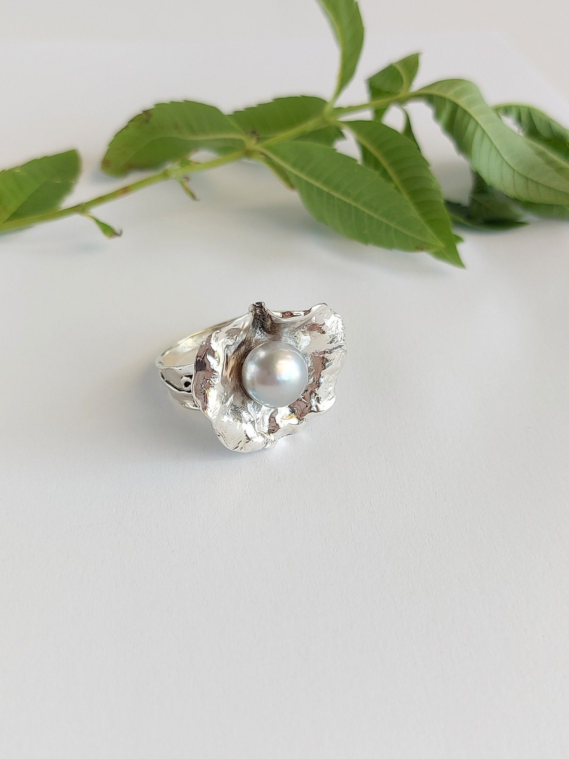 Large statement Pearl ring Gray Pearl silver ring Etsy