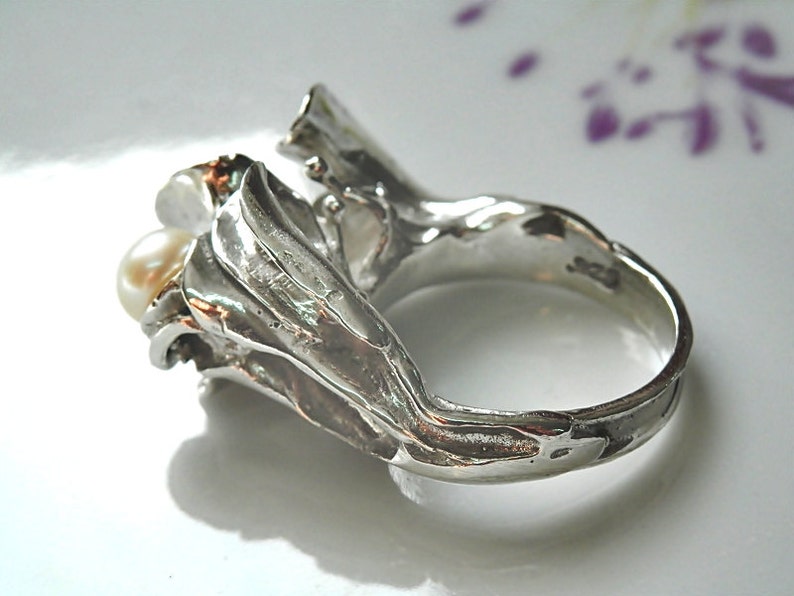 Lily ring Floral ring Cala ring Israeli Jewelry Unique pearl ring Pearl ring Engagement ring Pearl jewelry Sterling pearl ring Gift