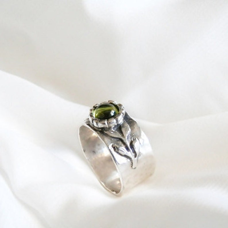 Band ring Peridot Silver ring Israeli Jewelry Green ring Peridot ring Wide Silver ring Silver Branch Ring Olive ring Wide band ring