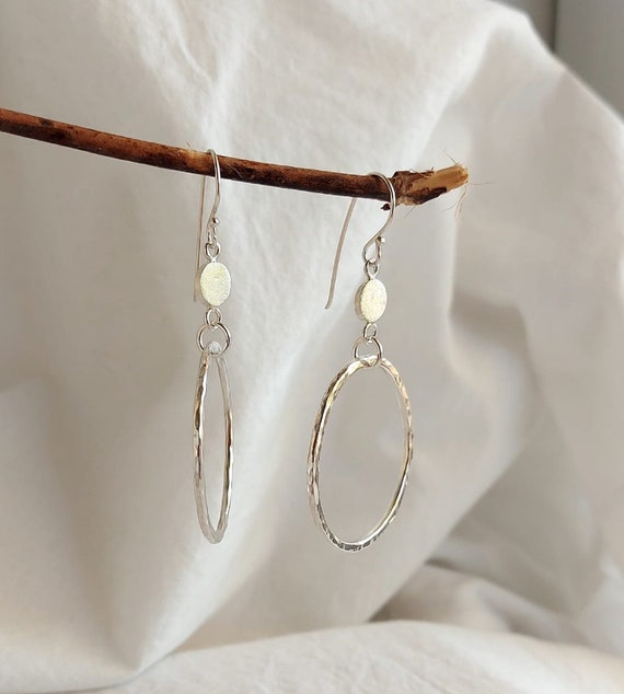 Orecchini pendenti a cerchio aperto in argento vintage - Italia