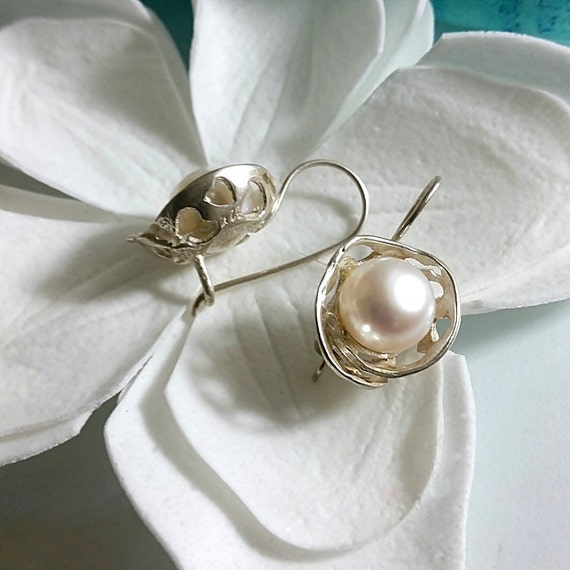 Pearl earrings Bridal earrings Silver pearl earrings Flower | Etsy