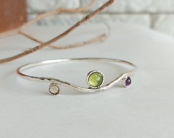 Silver Bangle Bracelet, Mother's Personalized Gift, 3 Stone Bracelet, Birthstone Jewelry, Stacking Bracelet, Custom Jewelry, Unique Jewelry