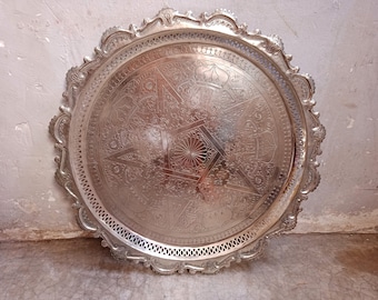 KOSTENLOSER VERSAND Schickes marokkanisches Vintage-Tablett aus Neusilber, Boho-Wohndekor, Boho-Geschirr, Wohndekor, Teetablett, Wandkunst, klassisches Serviertablett