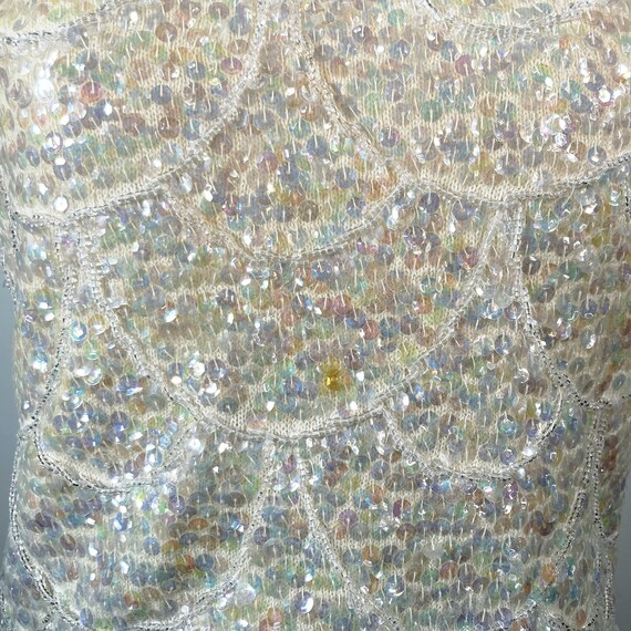 Gorgeous vintage iridescent cream sequins shell t… - image 4