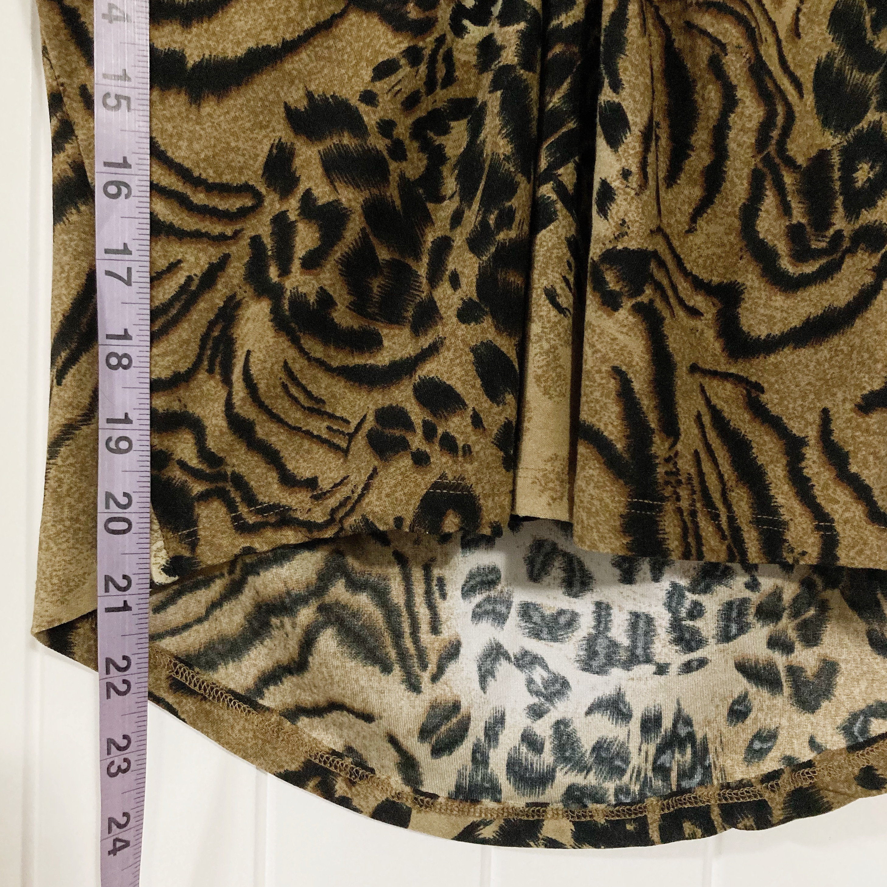 Vintage Leopard Print Short Sleeve Top ~ 1990s 2000s Y2K Sash Goth