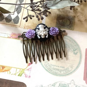 Hair Comb-Gothic-Skull-Roses-Brass Comb