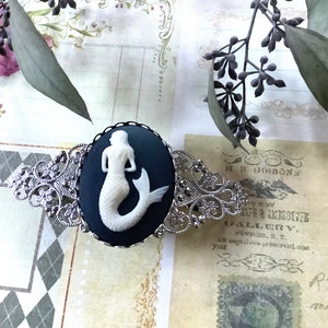 A Silver Tone Mermaid Bezel Barrette