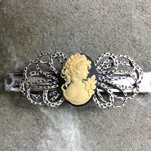 Barrette-Cameo Barrette-Black-Victorian-Hair Glam-Long Hair