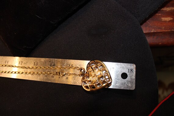 AVON Open Heart with floating Pearls on 18" Chain… - image 9