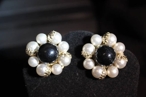 JAPAN - Gorgeous black and white clip earrings - … - image 1