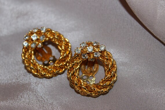 Amazing gold braid and rhinestone clip on earring… - image 8
