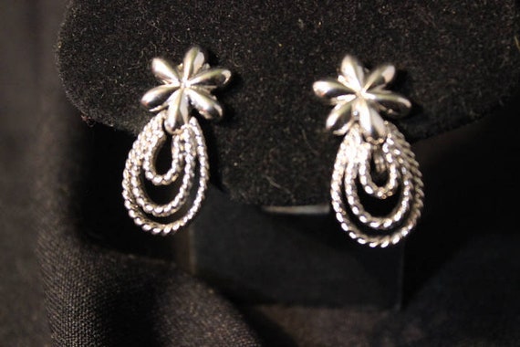 MONET - Silvertone triple loop drop clip earrings… - image 1