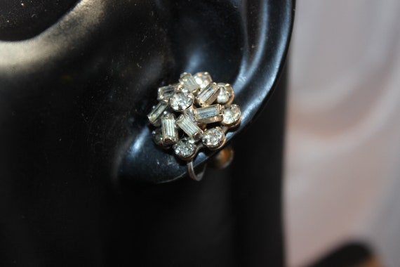 Lovely Rhinestone Screwback Earrings - image 3