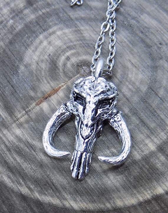 Mandalorian Mythosaur Silver Necklace 