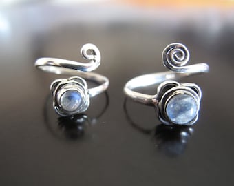 Moon Stone Toe Ring, Flower Toe ring, Moon Stone Kinkle ring, Silver 925 toe Ring, adjustable toe ring, Tribal toe ring, Spiral toe ring