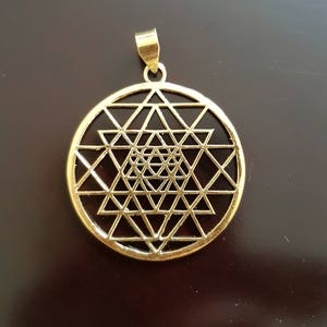 Sri Yantra Anhänger Messing, Heilige Geometrie Anhänger, Mandala Anhänger