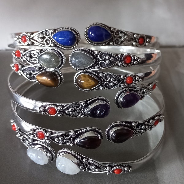 Bracelet plaqué argent et pierres en emeraudes, Bracelet ethnique, Bracelet tribal argent, Bracelet tribal antique style