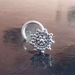 Flat Flower Nose stud, Mandala flower nose pin, Bohemin chic Nose Stud, nose Jewelry, Nose Piercing, Boho Jewelry, Sun mandala Nose Stud