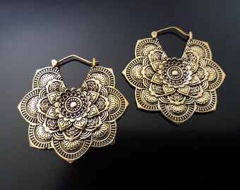 Brass Earrings, Mandala Earring, Mandala Flower Earrings, Brass Tribal Earrings, Tribal Earrings , Earrings, belly dance earrings