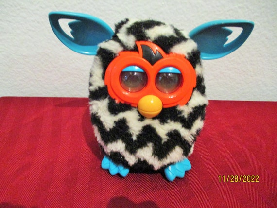 Furby Boom Personnage parlant électronique interactif le plus