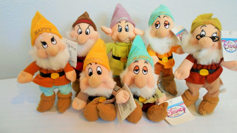 7 dwarfs plush