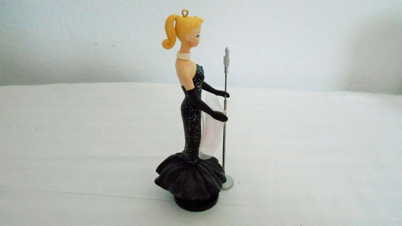 Vintage Barbie Hallmark OrnamentSolo In The SpotlightDated 1995Handcrafted#2 In The Collector SeriesNew In Box With MicrophoneLovely!