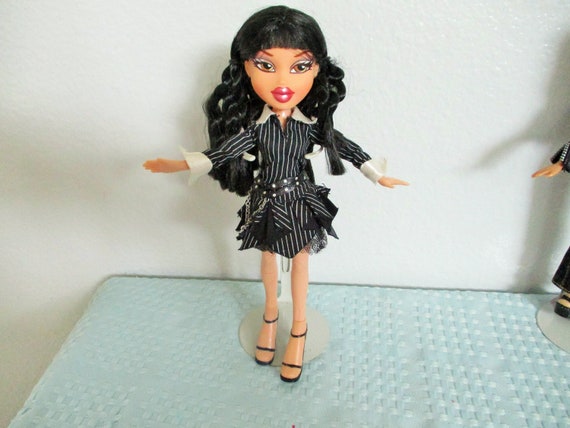 Black haired sale bratz doll