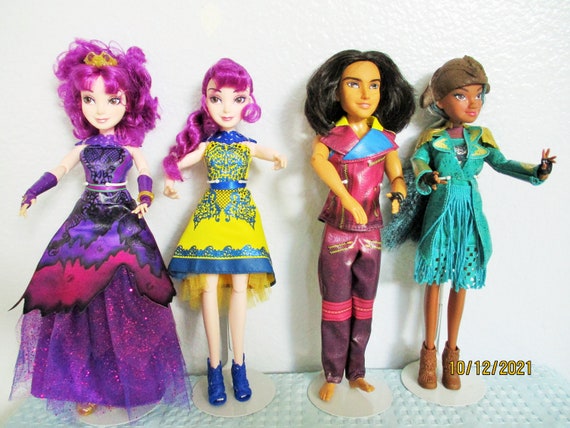 Lot of 3 Disney Descendants Dolls: 2 Evie & a Mal Isle of The Lost