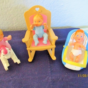 Vintage Fisher Price Doll Furniture 1993 Rocking Chair/1997 Baby Infant Seat With Carry Handle/Nursery Rocking Horse/Mattel 2 Inch Baby/Nice