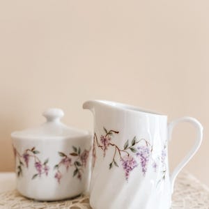 Vintage Porecein Corelle Wisteria Creamer and Covered Sugar Bowl Set. Mint Condition