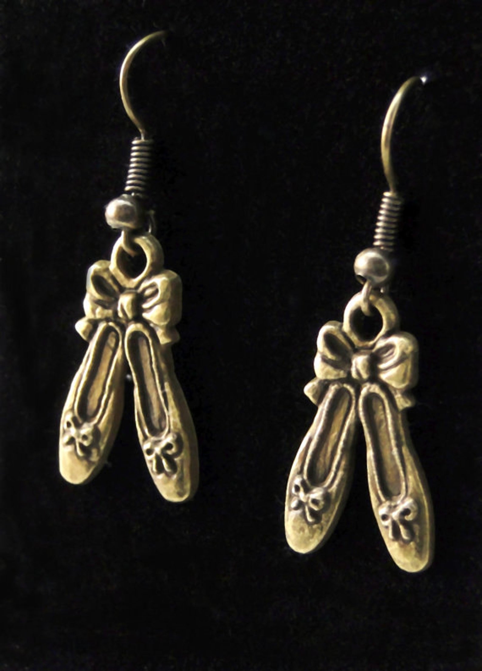 ballet slipper dangle earrings ballerina dancing shoes hook earring antique brass jewelry fashion jewelry dance jewelry dancer g ballet slipper dangle earrings ballerina dancing shoes hook earring antique brass jewelry fashion jewelry dance jewelry dancer g