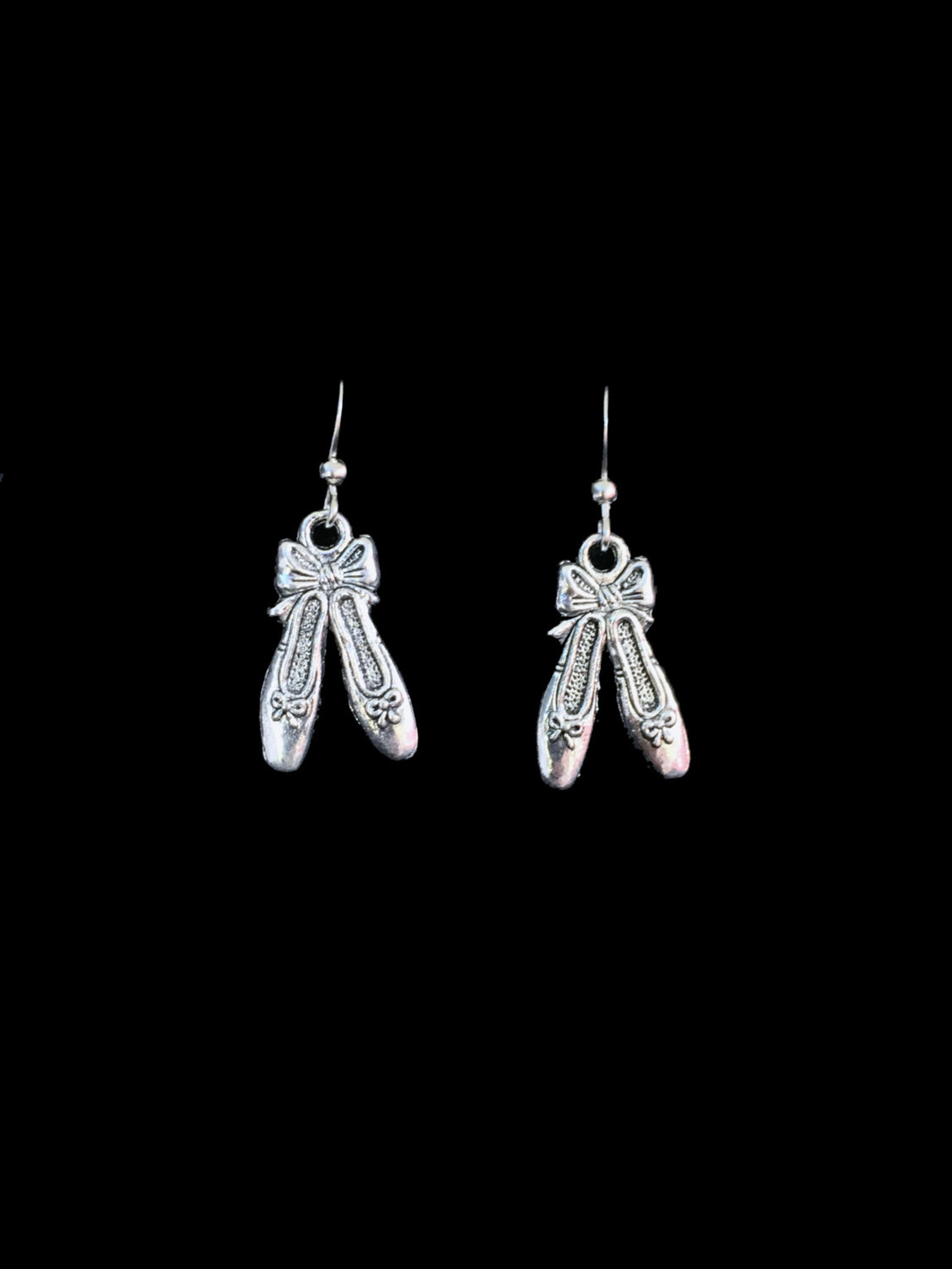 ballet slipper dangle earrings ballerina dancing shoes hook earring antique silver jewelry fashion jewelry dance jewelry dancer