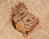 Victorian - Vintage Toilet Paper Holder with lid - polished Brass