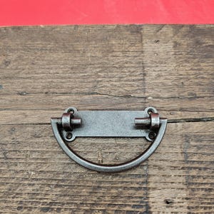 Drop Handle on back plate