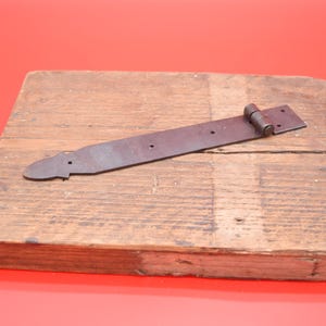 Arrowhead Black Oil Hinge 9"