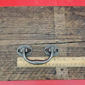 Rivet Style Cast Iron Lifting Handle