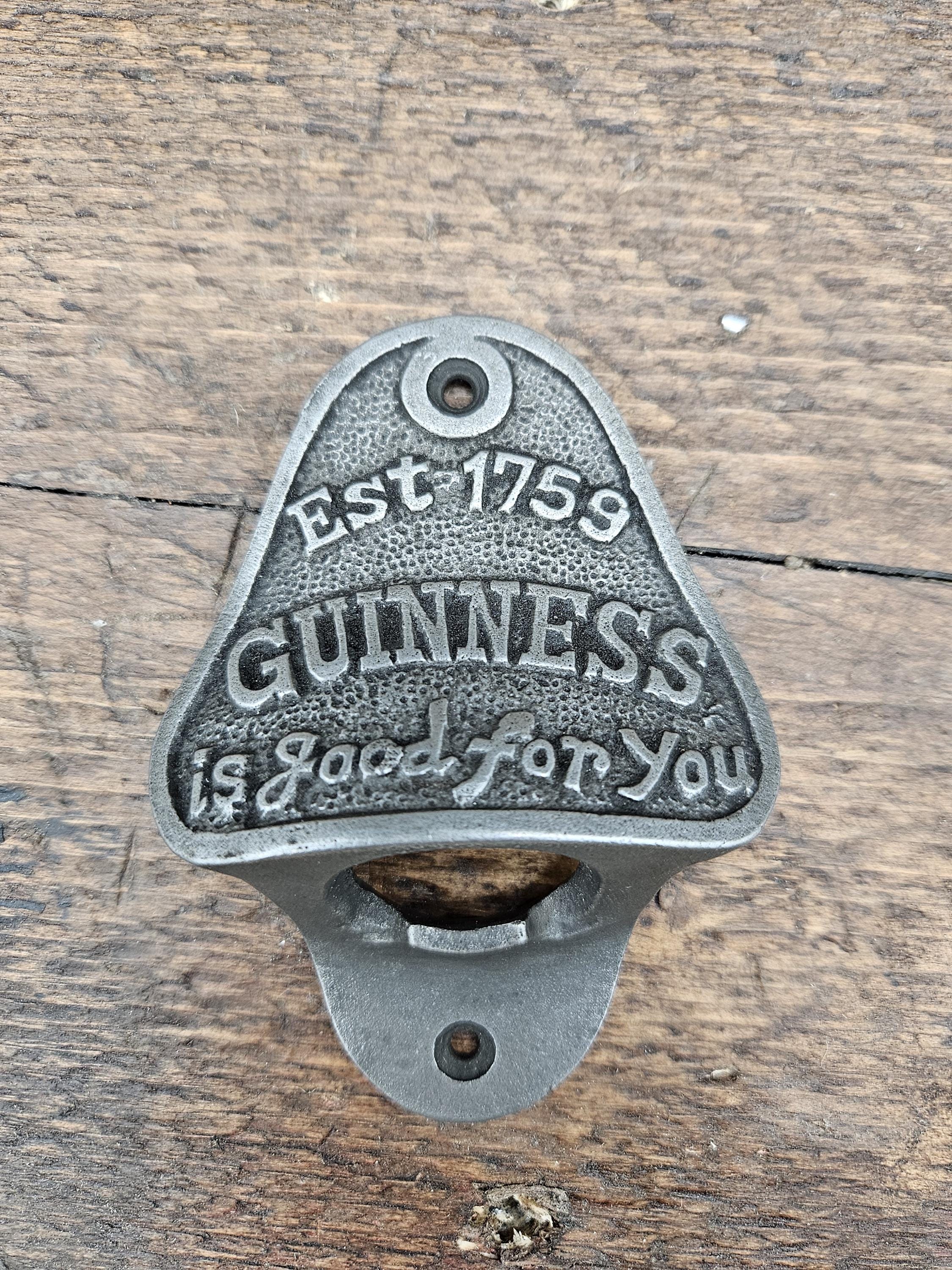 McLaughlin's Irish Shop Guinness Wall Mounted Bottle Opener. Guinness Flaschenöffner für Wandmontage