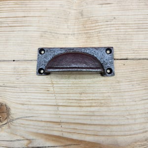 Cup Pull Handle Square Design Lipped