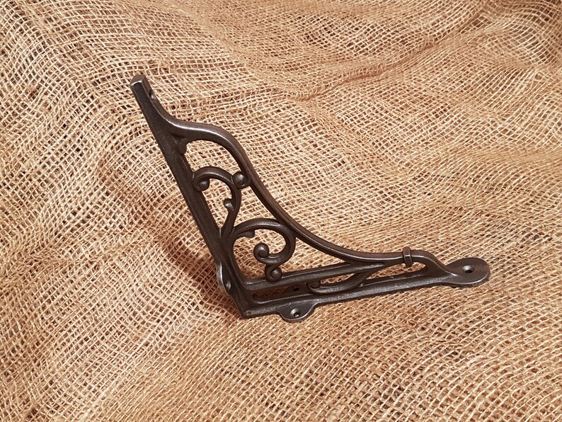 Vintage Antique Iron 7 x 8 Shelf Bracket image 4