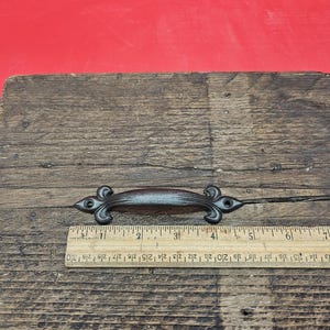 Fleur De Lys 5" Pull Handle
