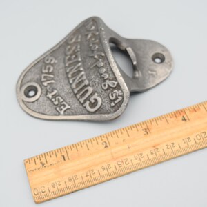 GUINNESS cast iron Beer Bottle Opener bild 4