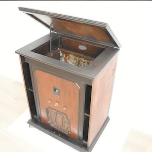 The Record Player Bar