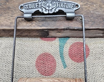 The Victoria - Toilet Paper Holder