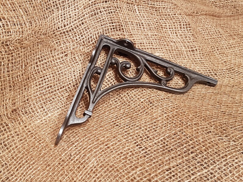 Vintage Antique Iron 7 x 8 Shelf Bracket image 2