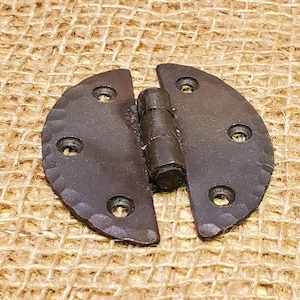 Round Disc Hinge Black Wax 3&quot; (Pickard)- hand forged - black wax finish