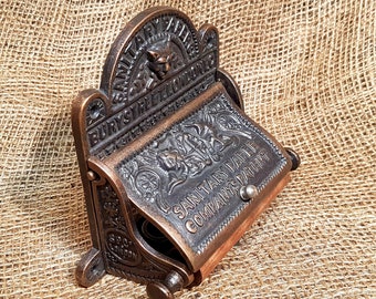 The Bury St London - Antique Copper Vintage Toilet Paper Holder