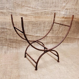 Log Holder - Antique Iron Rustic