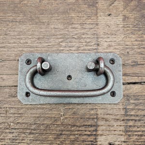 Heavy Backplate Chest Lifting Handle Antique Iron finish